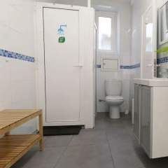 LeonHostel thumbnail 10