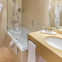Relais Du Louvre - Bild 11