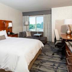 Rochester Airport Marriott thumbnail 3