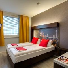 MEININGER Hotel Berlin Hauptbahnhof - Bild 6