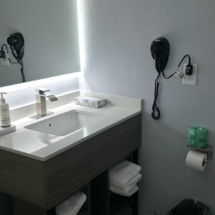Baymont by Wyndham Louisville Southwest