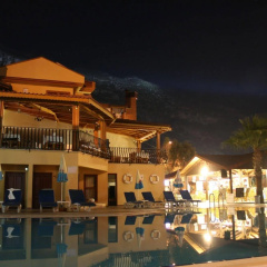 Belcehan Beach Hotel - Bild 1