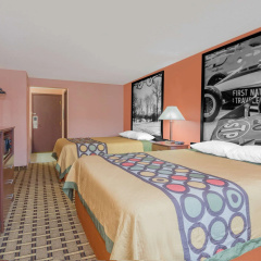 Super 8 by Wyndham Shelbyville thumbnail 5