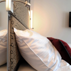 Red and Blue Design Hotel Prague - Bild 3