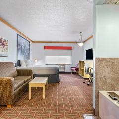 Super 8 by Wyndham Eveleth thumbnail 35