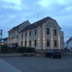 Hotel Weinhaus Selmigkeit - Bild 1
