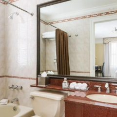 The Lucerne Hotel - Bild 14