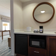 Hampton Inn & Suites Pittsburgh/Harmarville thumbnail 36