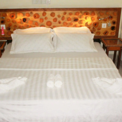 Sunshine Lodge thumbnail 15