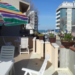 Hotel Clara thumbnail 14