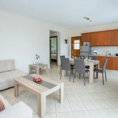 Mantos Apartment thumbnail 19