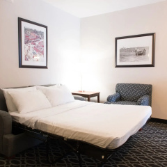 Bluemont Hotel thumbnail 5