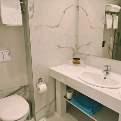 Ibiscus Hotel thumbnail 9