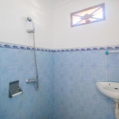 Formerly Reddoorz Near Pantai Boom - Bild 8