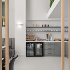 Gallery Central Piraeus Port - Bild 15