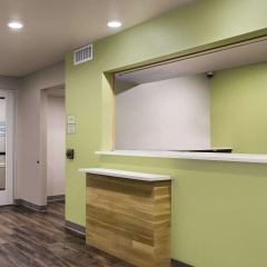 WoodSpring Suites Houston IAH Airport thumbnail 2