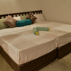 Yala Front Bungalow thumbnail 1