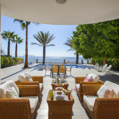 Sunset Beachfront Villa Meneou thumbnail 21