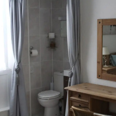The Redcliff thumbnail 9