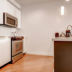 Global Luxury Suites at The Financial District thumbnail 24