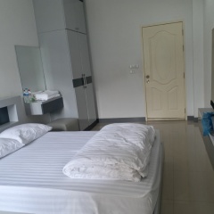 OYO 1159 K and K Apartment - Bild 4