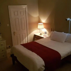 The Bounty Bar Guesthouse thumbnail 3