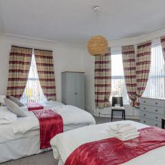 Parador Lodge thumbnail 3