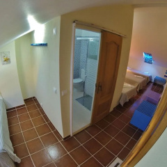 Supertubos Beach Hostel thumbnail 12