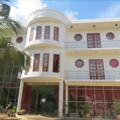 Thampa Tourist Hotel in Vavuniya thumbnail 1