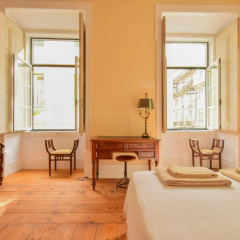 Lost Lisbon - Chiado thumbnail 5