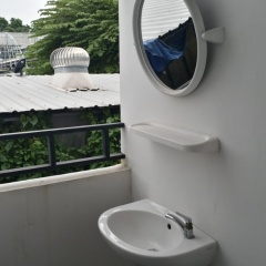 OYO 1159 K and K Apartment - Bild 13