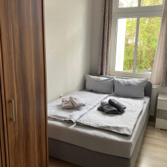 Ferienwohnung 4 Rosenbogen - Familienwohnung mit Wintergarten und Terrasse - Bild 1
