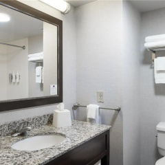 Hampton Inn Lewiston-Auburn thumbnail 44