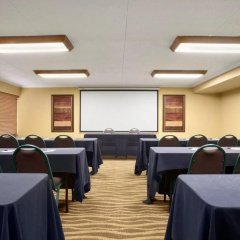 Country Inn & Suites by Radisson, Jacksonville I-95 South, FL thumbnail 8