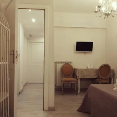 Urbana collection guest house thumbnail 9