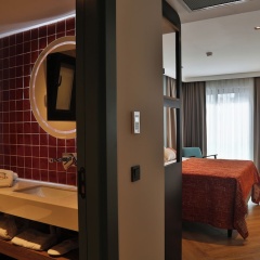 In The Middle Hotel - Bild 12