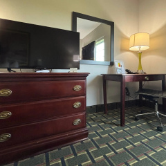 Super 8 by Wyndham Mt. Carmel IL thumbnail 20