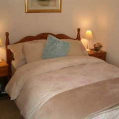 The Queen Anne thumbnail 2