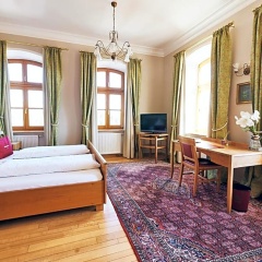 Hotel & Restaurant Waldschloss - Bild 2