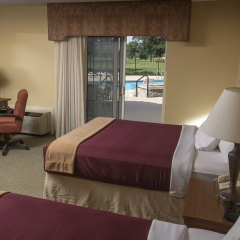 Swan Lake Resort thumbnail 4