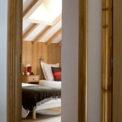 Yeti Lodge thumbnail 3