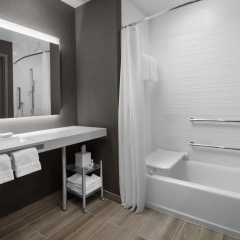 AC Hotel by Marriott Miami Dadeland - Bild 10