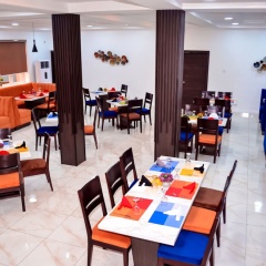 Proxima Centauri Hotel - Bild 17