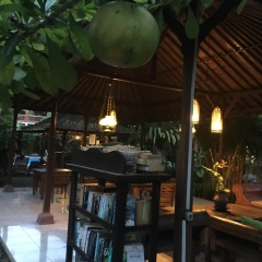 Bumi Ayu Bungalows - Bild 22