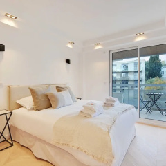Charming Apt With AC & Balcony - Bild 1