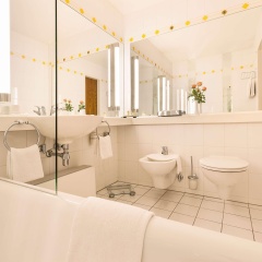 Best Western Premier Grand Hotel Russischer Hof - Bild 9