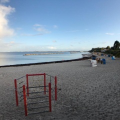 Nur 50m zum Yachthafen und 100m zum Strand - Bild 12