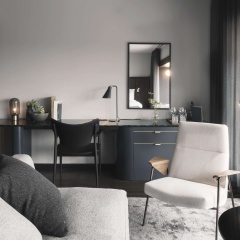 At Six - Bild 7