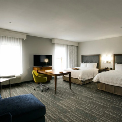 Hampton Inn & Suites Dallas/Ft. Worth Airport South thumbnail 1