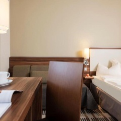 Sunday Hotel Saarbruecken Sued Double Room - Bild 1